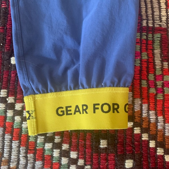 Cotopaxi Blue Joggers, outdoor wear. Women’s medium. Rare - Picture 4 of 8